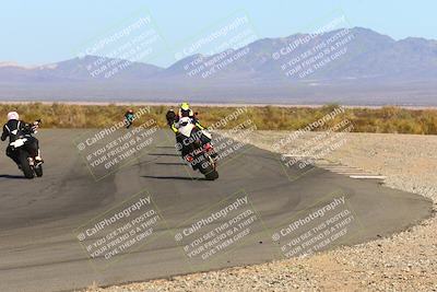 media/Jan-08-2022-SoCal Trackdays (Sat) [[1ec2777125]]/Turn 11 (215pm)/